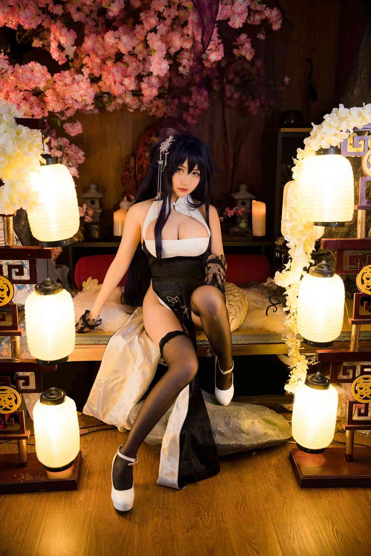NO.001是一只熊仔吗吾妻作品精华【15P】